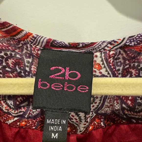 Bebe flowy dress with tie - Picture 3 of 3